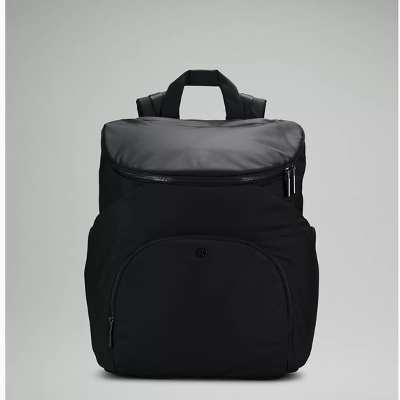 Brand new Lululemon New Parent Backpack Diaperbag 17L NWT. Can ship TODAY! - Picture 5 of 10